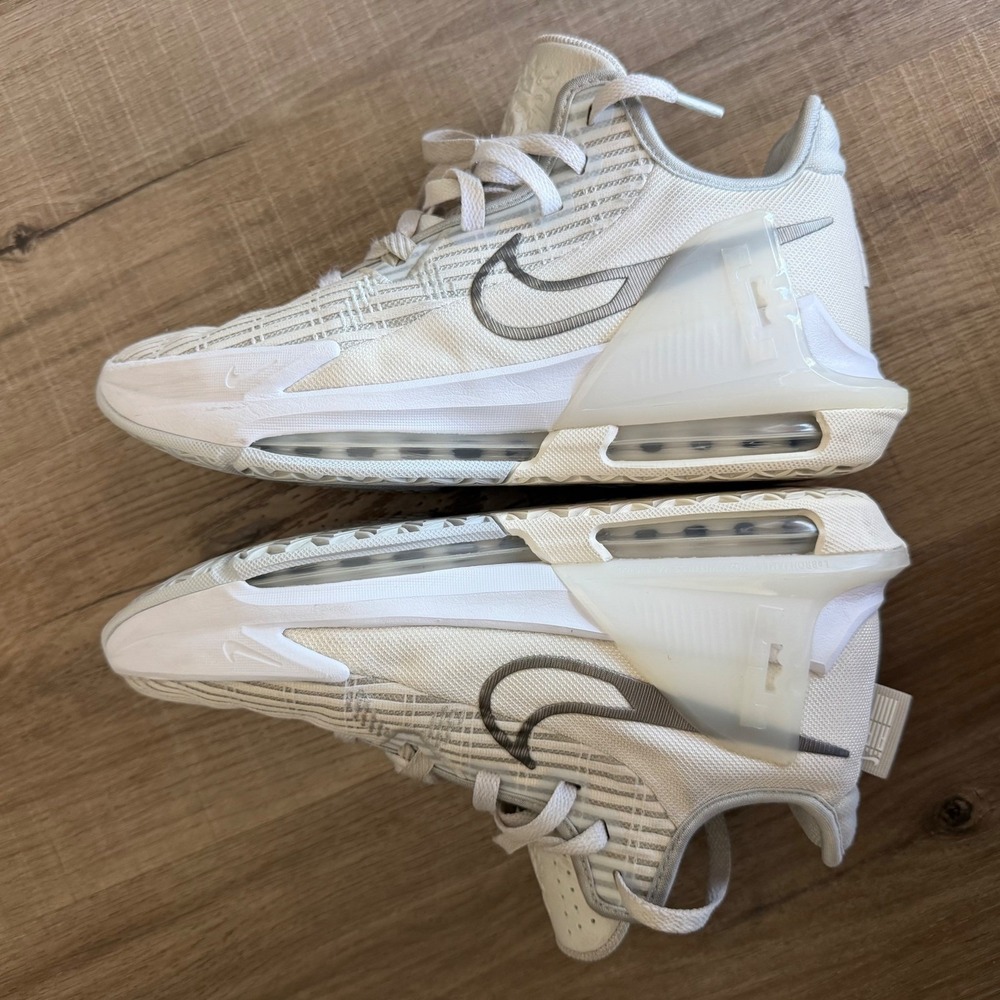 Nike LeBron Witness 7 White Metallic Silver Basketball Shoes DC8994-102 Mens 8